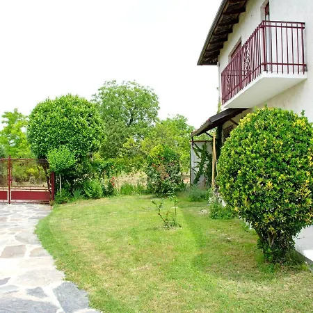 Ferienhaus In Astigiana Hills With Wine & Views